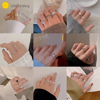 ภาพหน้าปกสินค้าชุดแหวนโซ่ รูปผีเสื้อ สีทอง สีเงิน สไตล์เกาหลี 8 ชิ้น ต่อชุด ที่เกี่ยวข้อง