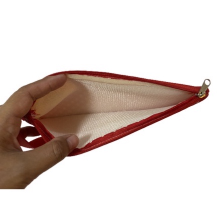 กระเป๋าผ้าใบเล็กใส่ของอเนกประสงค์-ทรงยาวซิปมีหูหิ้ว-ลายจุดสีแดงขาว