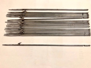 ภาพขนาดย่อของภาพหน้าปกสินค้าลูกดอกยิงปลา 3แบบ มีเงี่ยง บนบก ความยาว 18 22 ซม 2 mm และ รุ่นยาว 30 40 ซม หนา4มม จากร้าน tassapol_top007 บน Shopee ภาพที่ 4