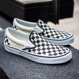 รองเท้า-vans-classic-ลายตาราง-สินค้าพร้อมส่ง-ถ่ายจากสินค้าจริง