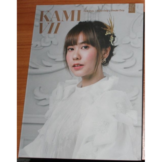 Photobook Kami7 Noey BNK48 ไม่มีรูป | Shopee Thailand
