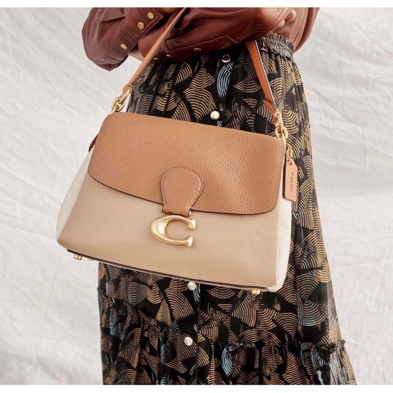 Coach 4613 May Shoulder Bag In Colorblock Shopee Thailand