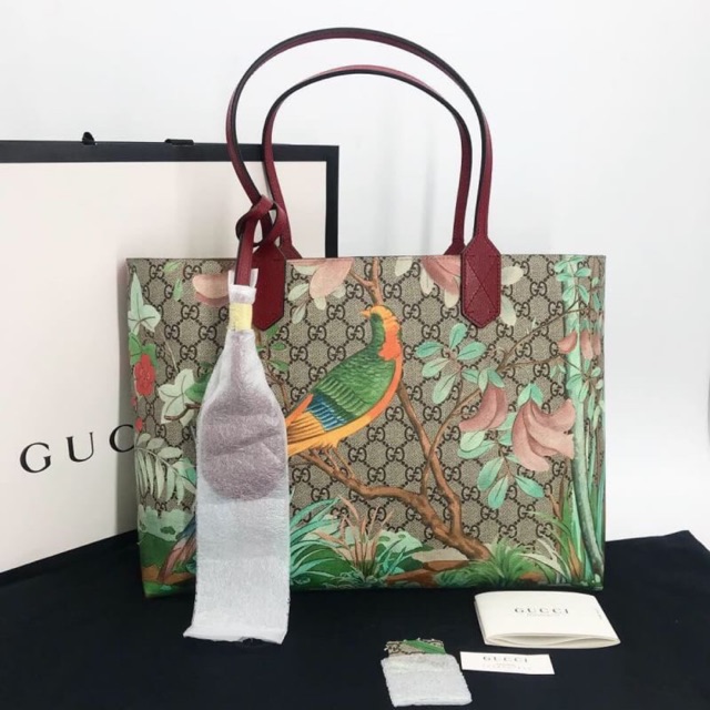 Gucci blooms shop supreme tote