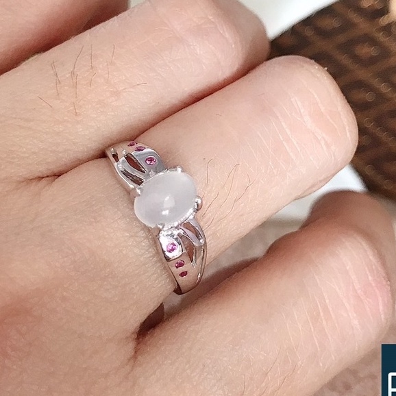 fly-girl-jewelry-แหวนพลอยมูนสโตนแท้-ราศีเมถุน-แหวนหญิง-แหวนวันเกิด-แหวนเงินแท้-แหวนพลอยแท้-แหวนราศีเมถุน