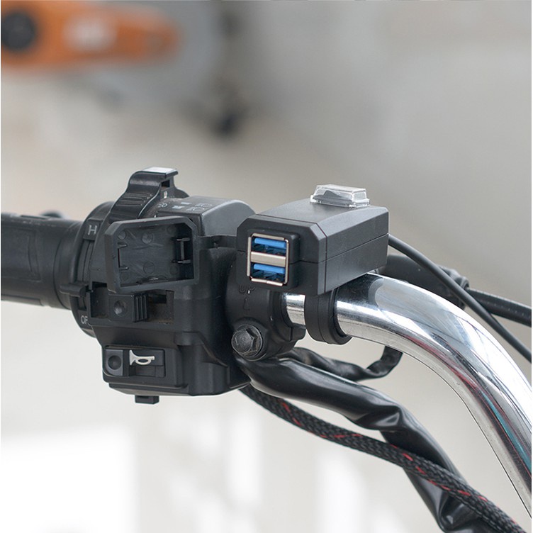 อุปกรณ์รถจักรยานยนต์-ที่ชาร์จโทรศัพท์มือถือ-usb-qc-3-0-มอเตอร์ไซค์-2-ช่อง-ชาร์ทไวกว่าปกติ-ร้านไทยส่งไวทันใช้