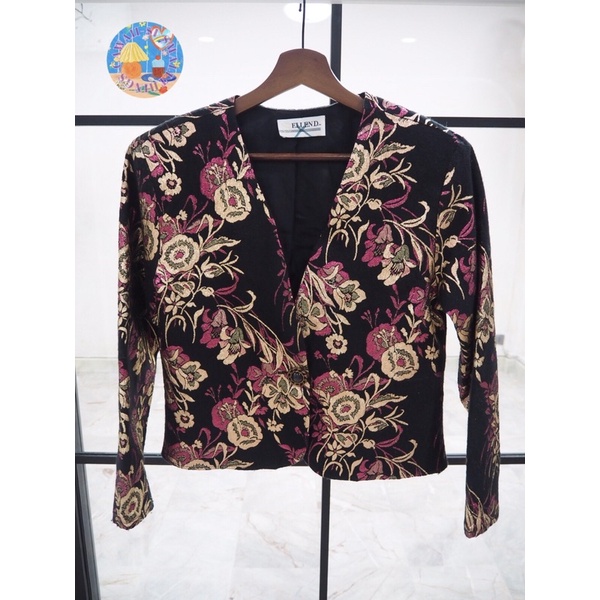 ส่งฟรี-เสื้อคลุมวินเทจ-เดินดิ้นทองทั้งชุดสวยหรูมากกก