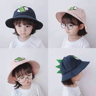 ภาพขนาดย่อของภาพหน้าปกสินค้าหมวกเด็ก ไดโนเสาร์ Dinosaur bucket หมวกบัคเก็ตเด็กผู้ชาย เด็กผู้หญิง หมวกเด็กเกาหลี จากร้าน misspakji บน Shopee