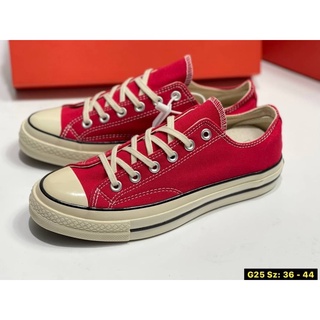 Converse รองเท้าผ้าใบผูกเชือกพร้อมกล่อง