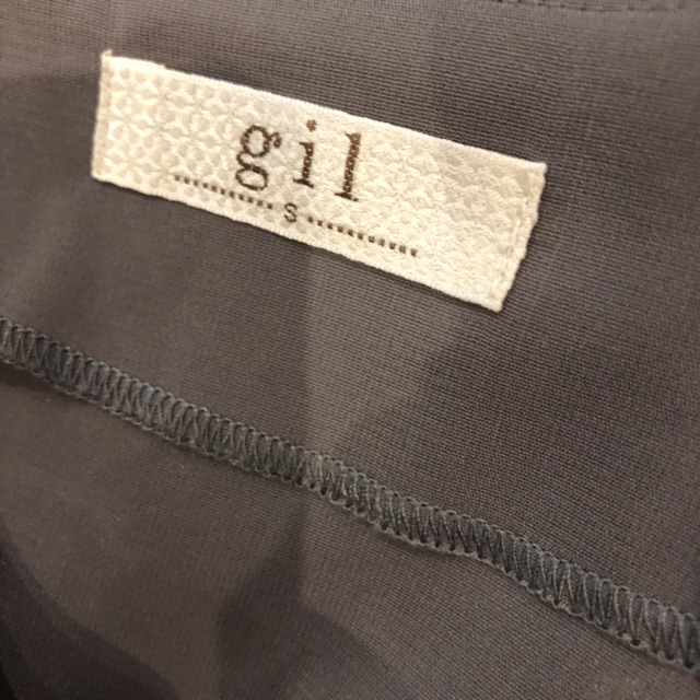 gil-blouse-size-s-used-ใส่ครั้งเดียว-อกได้ถึง-34-35-นิ้ว-แต่งระบายที่อก