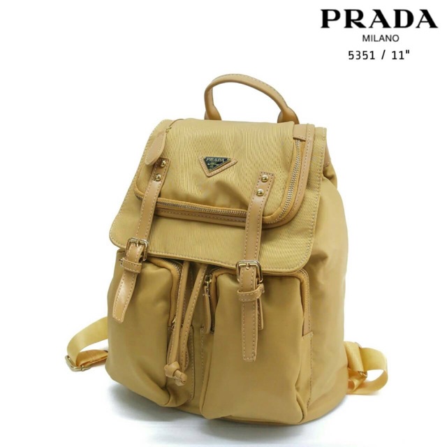 กระเป๋าเป้-prada-11