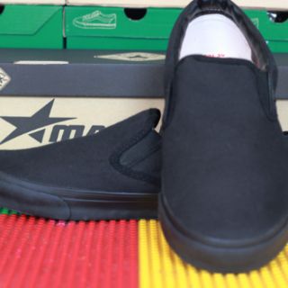 ภาพขนาดย่อของภาพหน้าปกสินค้าV5 รองเท้า ผ้าใบ แบบสวม ทรง สลิปออน slip on vans แวน สีดำล้วน สีดำ มี เก็บปลายทาง 38-44 จากร้าน natgittapanyasin บน Shopee ภาพที่ 1