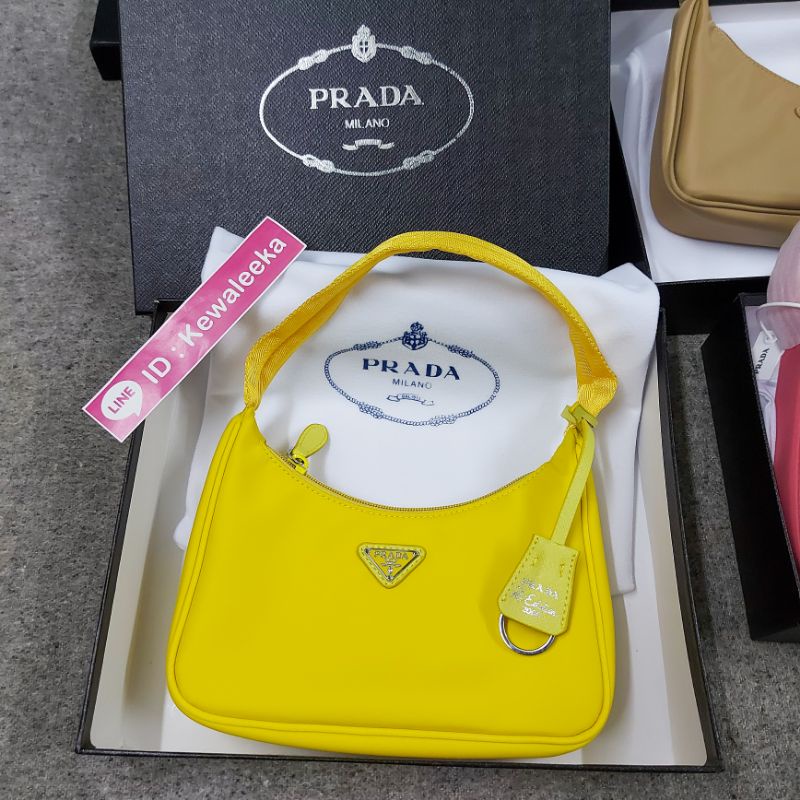กระเป๋า Prada Hobo Yellow •• ถูกสุด ‼️ Shopee Thailand