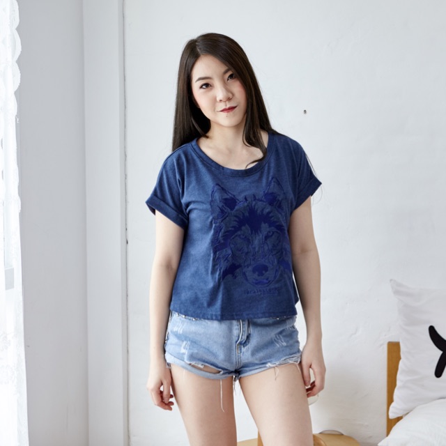 เสื้อครอป-crop-top-แขนสั้น-ปักลายหมาป่า-ผ้านุ่ม-cotton-100
