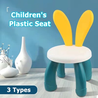 ภาพหน้าปกสินค้าเก้าอี้เด็กพลาสติกหนา กระต่ายน่ารัก การประเมิน ชุดโต๊ะไม้และเก้าอี้ป้องกันการลื่นไถล เด็กอนุบาล Home ที่เกี่ยวข้อง