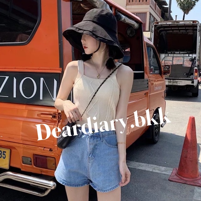 เสื้อครอปแขนกุดไหมพรม-jennie-knitted-top-l-dear-diary-bkk