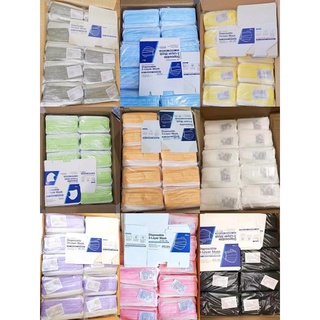 ภาพขนาดย่อของภาพหน้าปกสินค้าหน้ากากอนามัย Face Mask แมม1กล่อง/50ชิ้นหนา 3 ชั้นมีกล่องแถมให้นะคะ พร้อมส่งค่ะ จากร้าน koreansistershop บน Shopee