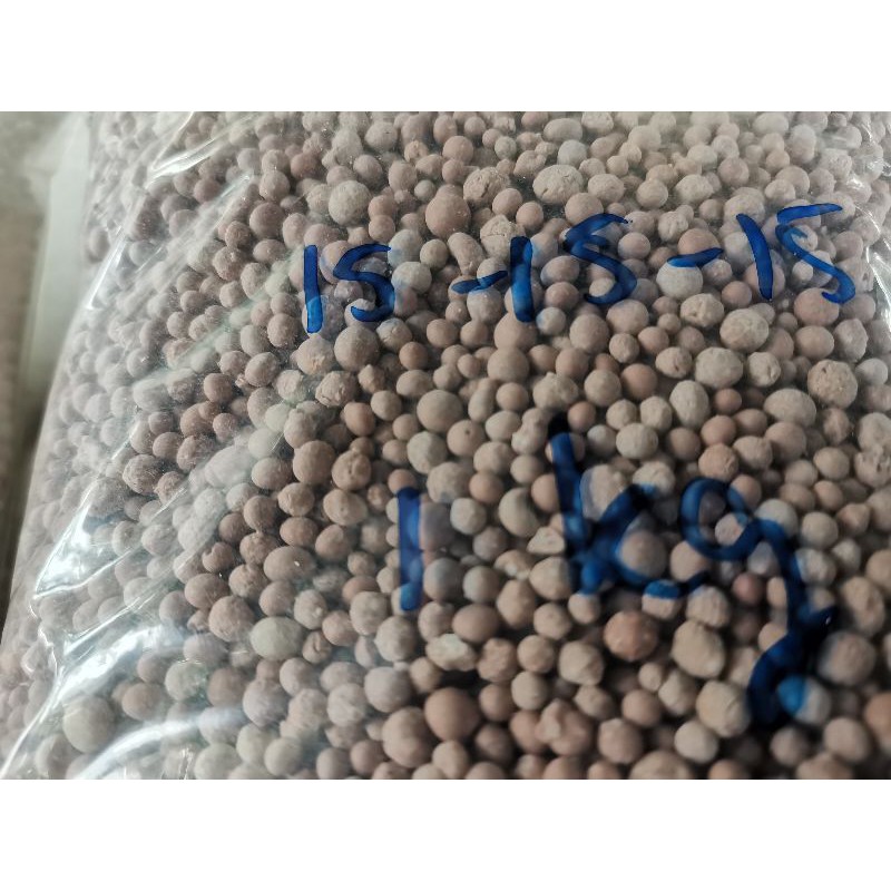 ปุ๋นสูตรเสมอ 16-16-16 บรรจุ 900 กรัม | Shopee Thailand