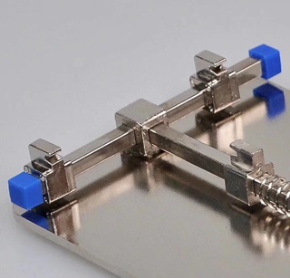 ภาพหน้าปกสินค้าตัวจับบอร์ด  ตัวฐานหนัก PCB STAND OPENING TOOLS TE-07A ที่เกี่ยวข้อง