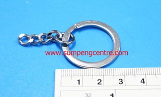 ภาพขนาดย่อของภาพหน้าปกสินค้าห่วงพวงกุญแจแบนชุบนิเกิ้ล มีโซ่ KB16/4NK (500 ชิ้น), Nickel plated flat key rings with chains KB16/4NK (500 pieces) จากร้าน sumpengcentre บน Shopee