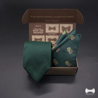 สินค้า เซ็ทเนคไทถักเขียวหัวเป็ด+ ผ้าเช็ดหน้าสูท-Dark Green Knitted Necktie+ Pocket square
