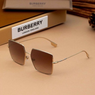 แว่นกันแดด Burberry รุ่น  BE3133 110913 SIZE 58 MM.