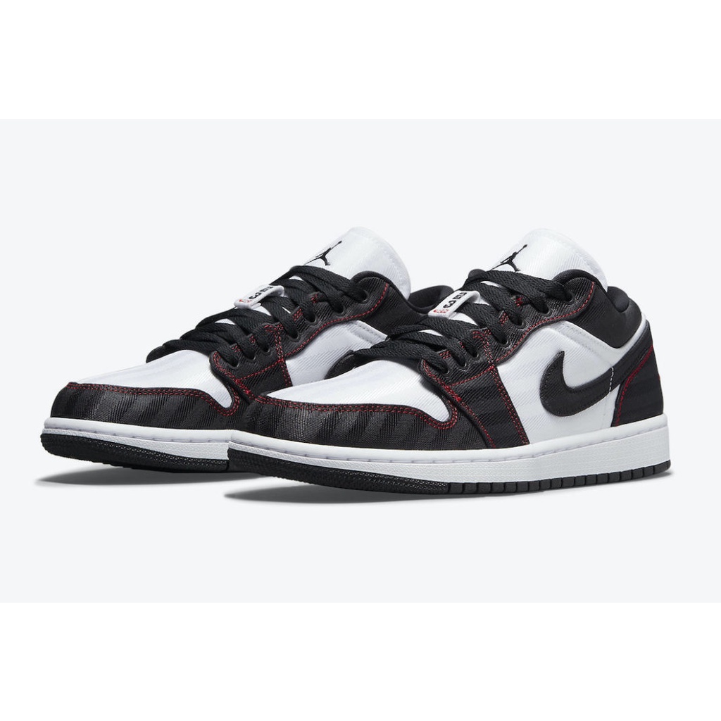 nike-air-jordan-1-low-se-utility-women-white-black-gym-red-dd9337-106-size-11us-28cm