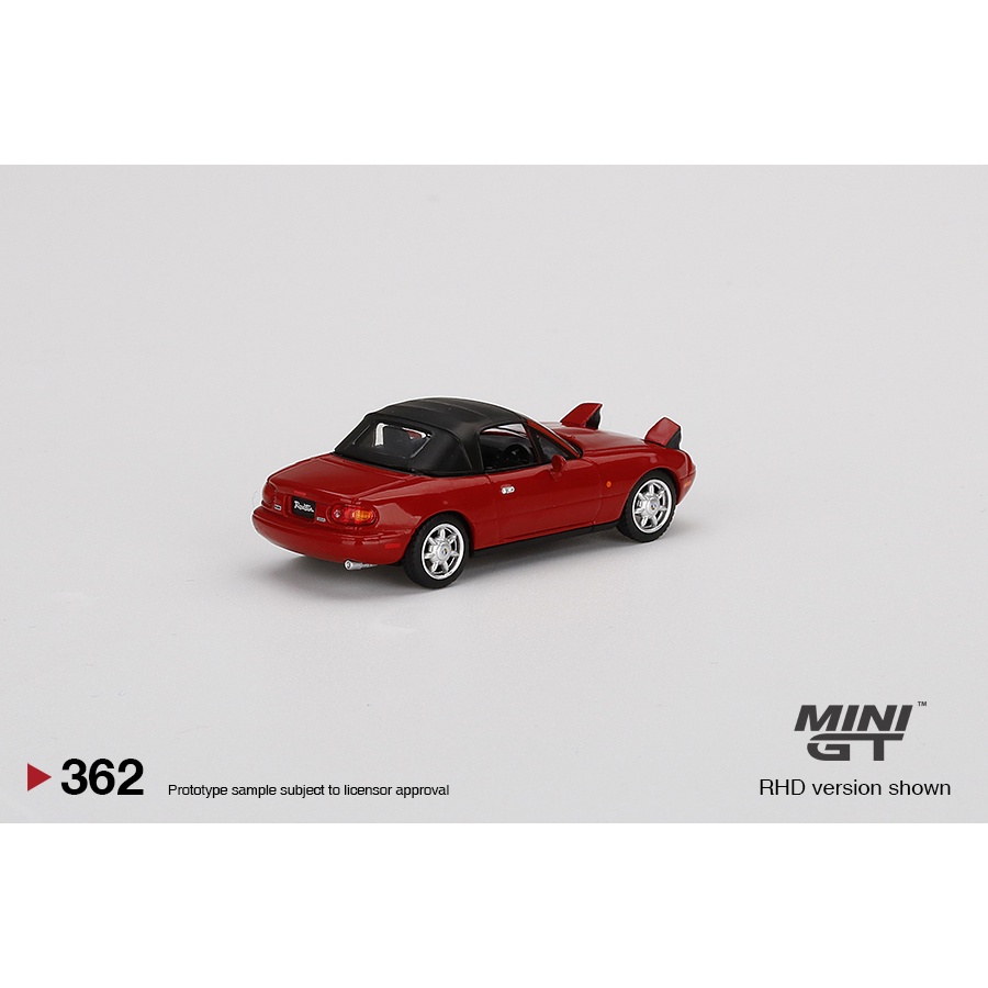 minigt-no-362-r-mazda-miata-eunos-roadster-classic-red-headlight-up-soft-top