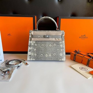 Hermes kellyหนังหายากพิเศษ