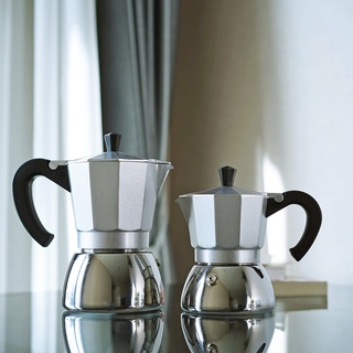 (สีเงิน) เครื่องชงกาแฟ  กาต้มกาแฟ มอคค่าพอท ฐานสแตนเลส Stainless Moka Pot Espresso ใช้ได้กับเตาแก๊ส, เตาไฟฟ้า และเตาแม่เ