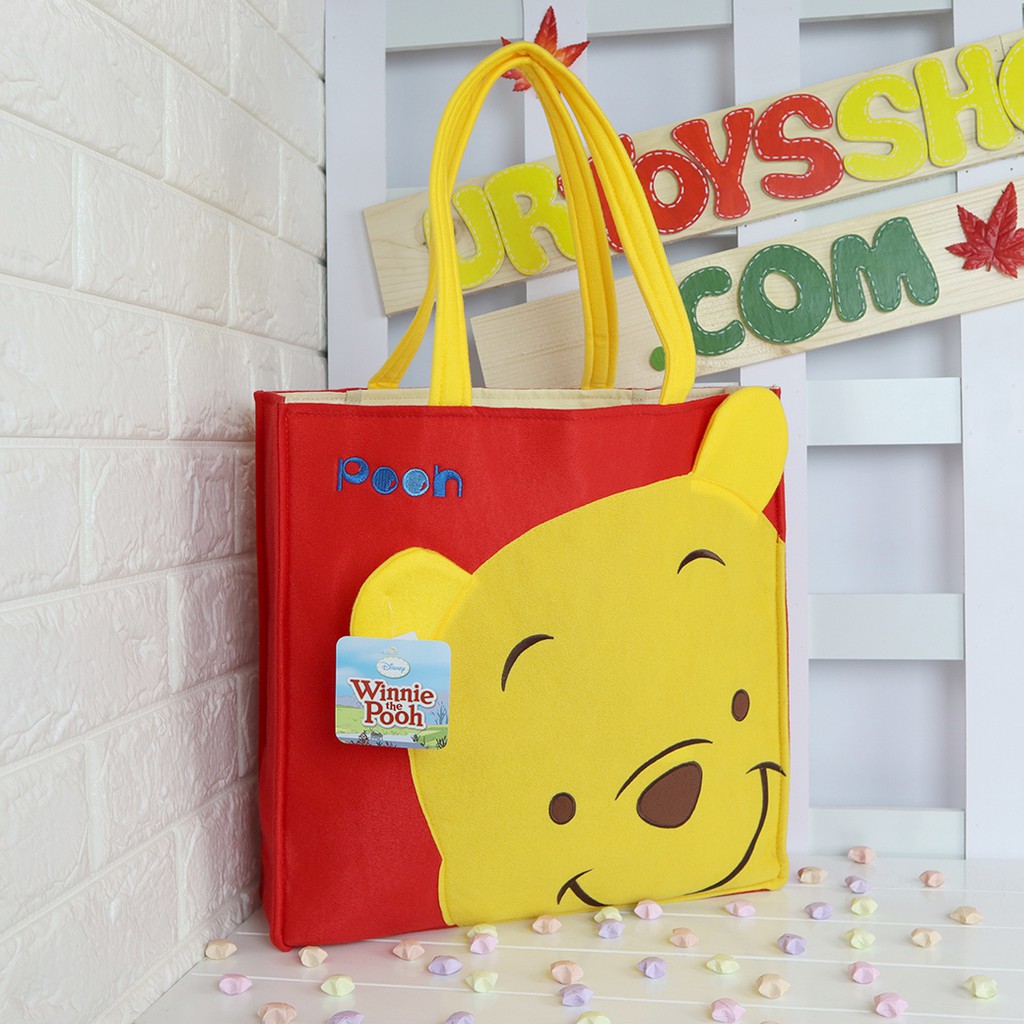 ภาพหน้าปกสินค้าลดล้างสต๊อก  กระเป๋า หมีพู และเพื่อน Pooh & Friend Think Happy จากร้าน yourtoysshop บน Shopee