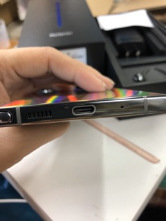 ภาพขนาดย่อของภาพหน้าปกสินค้าSamsung (Note10plus/Note10)(256/512Gb) เครื่องไทย มือสองสภาพมาก ปากาถ่ายรูปไม่ได้แต่เขียนได้ปกติ จากร้าน pctphone_mbk บน Shopee