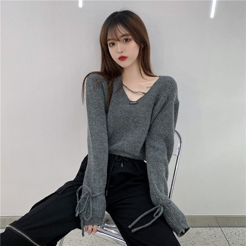 ญี่ปุ่นย้อนยุคคอวีฤดูใบไม้ร่วงและฤดูหนาวเสื้อแขนยาวผู้หญิงระวังเครื่องเบาผู้ใหญ่ลูกไม้ขึ้นสั้นออกแบบถักเสื้อกันหนาวเก๋