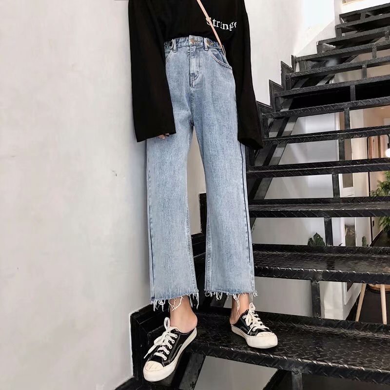 ภาพหน้าปกสินค้ายีนส์ขายาว กางเกงยีนส์ขายาว เอวสูง ทรงตรง พับขา สียีนส์อ่อน แฟชั่นเกาหลีผู้หญิงวัยรุ่น Fashion jeans high waist straight