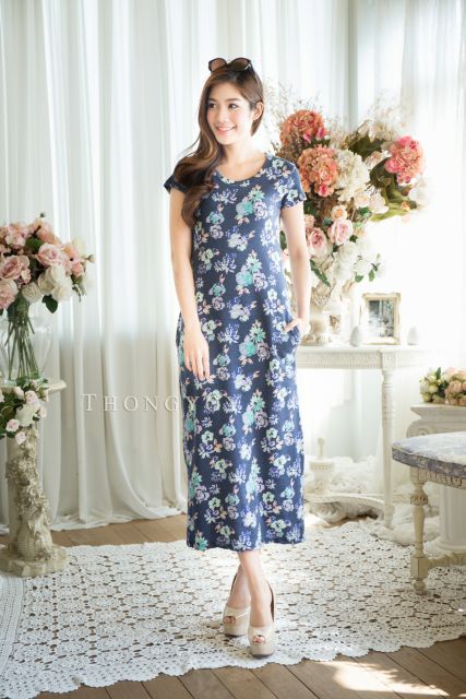 navy-flower-maxi-pockets