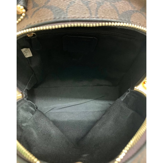 coach-jordyn-backpack-in-blocked-signature-76622-76624-76715