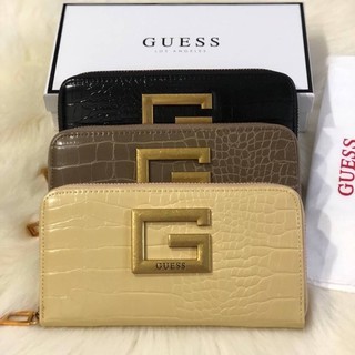 แท้💯 outlet GUESS FACTORY WOMENS LONG WALLET  กระเป๋าสตางค์ใบยาว สวยมากค่ะ เปิดปิดด้วยซิป ด้านหน้า