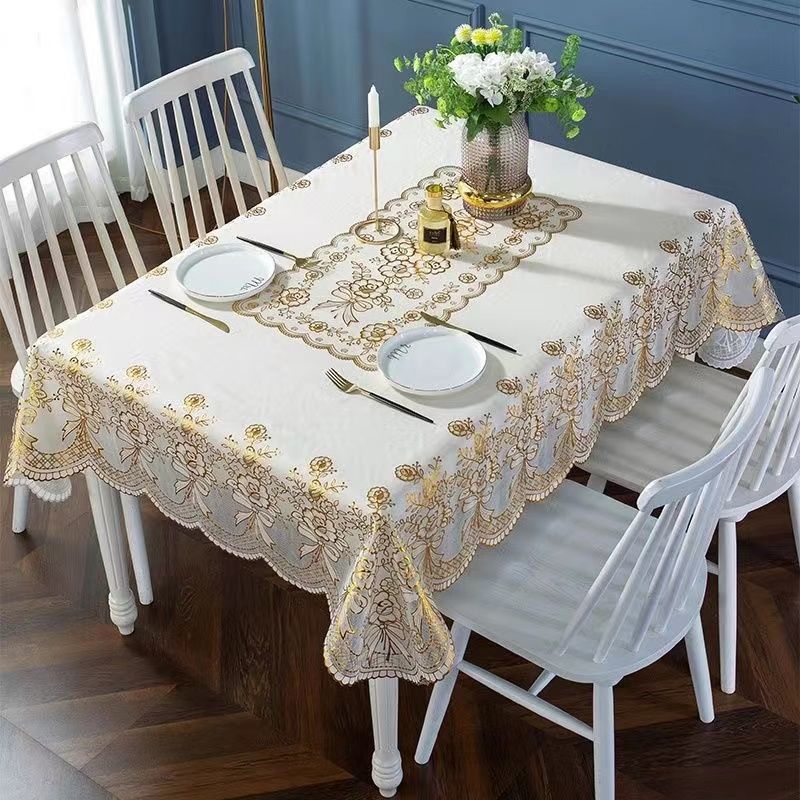 ผ้าปูโต๊ะตกแต่งลูกไม้สีทอง