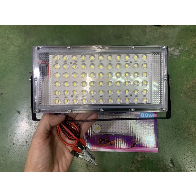 ภาพหน้าปกสินค้าส่งkerry (80w-160w) ไฟคีบแบต สปอตไลท์ คีบแบตเตอร์รี่ ไฟสว่าง Spotlight LED 80w (ใช้ไฟ12V) แสงขาว กันน้ำ จากร้าน hataikarn.tools บน Shopee