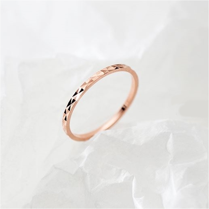 s925-chicy-ring-แหวนเงินแท้-แบบเรียบง่าย-ใส่สบาย-เป็นมิตรกับผิว
