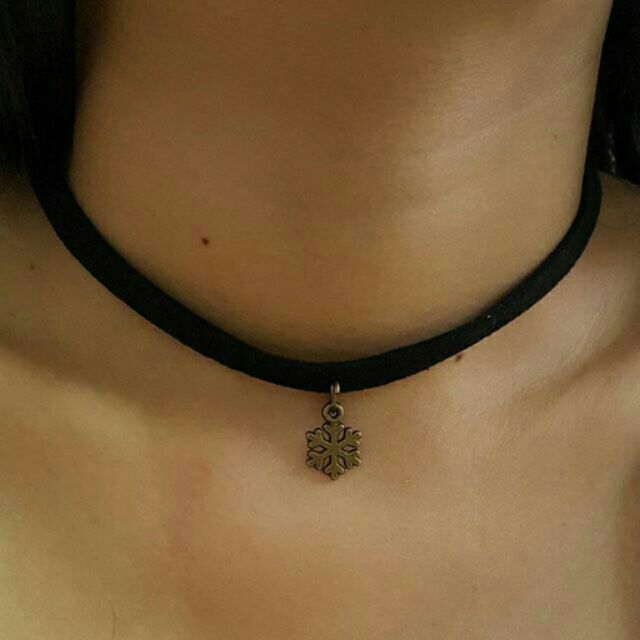 choker-คอ-ห้อยจี้ได้-1-ตัว-สามารถเลือกจี้และสีเชือกได้