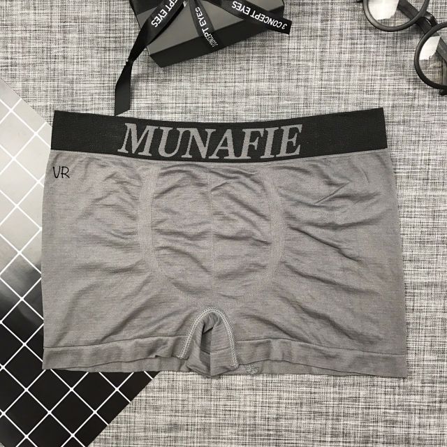 n-e-w-boxer-munafie