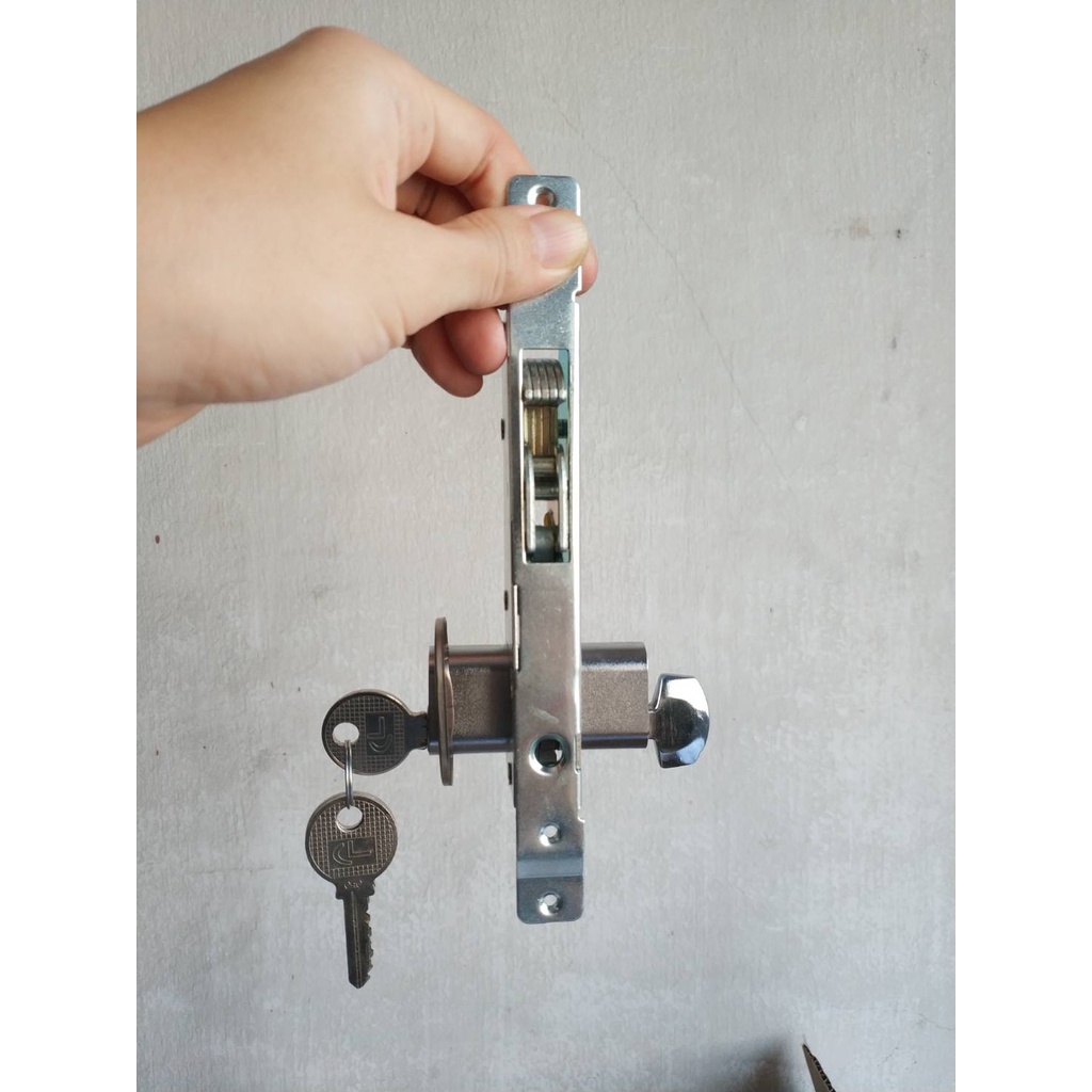 กุญแจคอม้า-กุญแจขอสับ-กุญแจบานเลื่อน-กุญแจไข1ด้าน-ยี่ห้อ-cyber-lock-sliding-door-lock