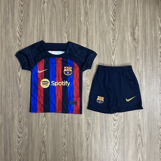 ชุดฟุตบอลเด็ก เสื้อทีม Barcelona ซื้อครั้งเดียวได้ทั้งชุด (เสื้อ+กางเกง) ตัวเดียวในราคาส่ง สินค้าเกรด AAA (K-33)