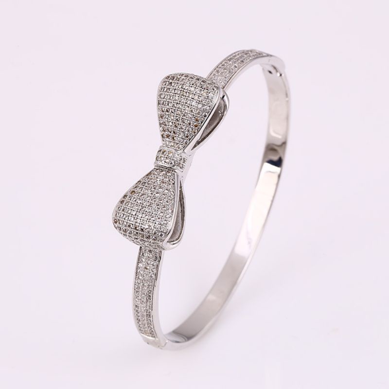 กำไลข้อมือ-platinum-plated-ประดับเพชร-cz-ดีไซน์สุดหรู-ของจริงสวยน่ารักมากค่ะ