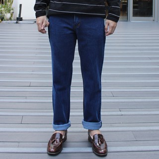 ภาพหน้าปกสินค้าGolden Zebra Jeans กางเกงยีนส์ชายผ้าไม่ยืดขากระบอกสีฟ้า(size เอว 28-44) ซึ่งคุณอาจชอบสินค้านี้
