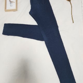 ภาพขนาดย่อของภาพหน้าปกสินค้าUniqlo Jeans เฉพาะงาน live สด จากร้าน kmpwicetjindawatana บน Shopee