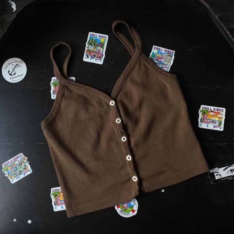 พร้อมส่ง READY TO SHIP Brandy Melville Brown Zelly Top น้ำตาล Shopee