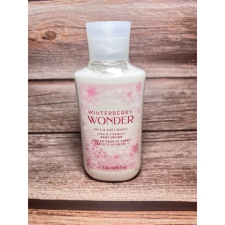 ลดราคาพิเศษ Winterberry Wonder - Body Lotion - Bath and Body Works