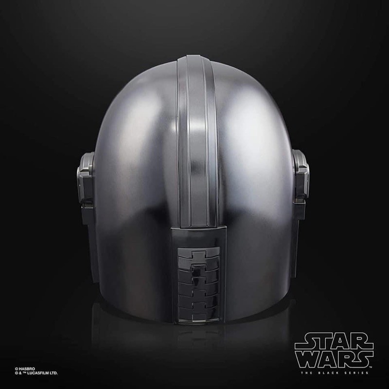 ภาพสินค้าHasbro Star Wars Black Series Mandalorian Electronic Helmet จากร้าน starwarsfantoys บน Shopee ภาพที่ 5