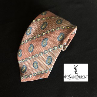 Necktie เนคไทแบรนด์เนม Yves Saint Laurent ของแท้ มือสอง สภาพดี ราคาถูก ผ้าไหม